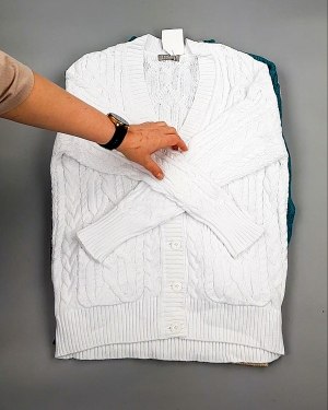 Фотография  989 - Джемпера СТОК CAN 084#7 кг, ЛОТ №7647 оптом в Оренбурге и Оренбургской области