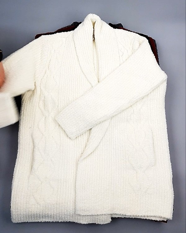 Фотография  155 - Кардиганы СТОК CAN 084#7 кг, ЛОТ №7674 оптом в Оренбурге и Оренбургской области