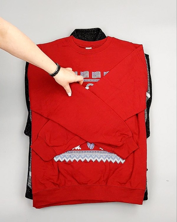 Фотография  520 - SWEATSHIRT CAN 084#10 кг, ЛОТ №7617 оптом в Оренбурге и Оренбургской области