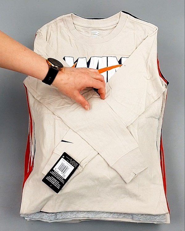 Фотография  264 - Тонковки детские NIKE CAN 084#5 кг, ЛОТ №7971 оптом в Оренбурге и Оренбургской области