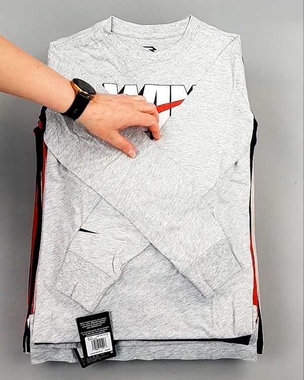 Фотография  121 - Тонковки детские NIKE CAN 084#5 кг, ЛОТ №7970 оптом в Оренбурге и Оренбургской области