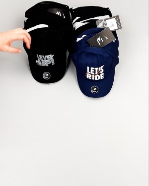 Фотография  221 - Кепки детские CAN 084#5 кг, ЛОТ №7965 оптом в Оренбурге и Оренбургской области