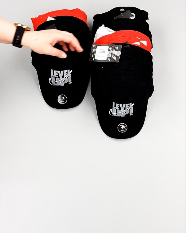 Фотография  424 - Кепки детские CAN 084#5 кг, ЛОТ №7966 оптом в Оренбурге и Оренбургской области