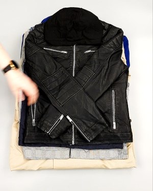 Фотография  751 - Ветровки м/ж C&A 025#10 кг, ЛОТ №7864 оптом в Оренбурге и Оренбургской области