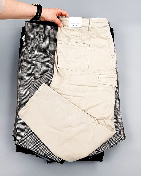 Фотография  874 - Брюки женские лето C&A 025#10 кг, ЛОТ №7895 оптом в Оренбурге и Оренбургской области