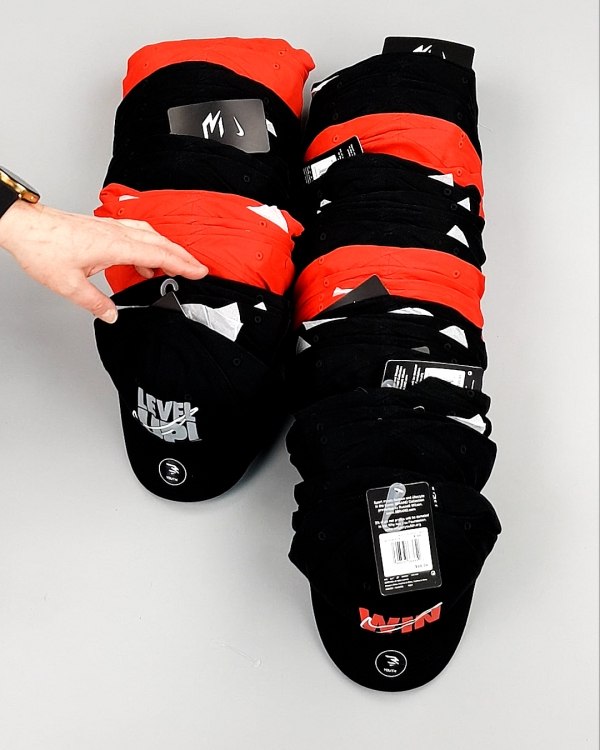 Фотография  660 - Кепки детские CAN 084#5 кг, ЛОТ №7964 оптом в Оренбурге и Оренбургской области