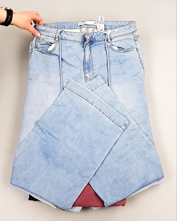 Фотография  975 - Джинсы NEXT Women#10 кг, ЛОТ №8034 оптом в Оренбурге и Оренбургской области