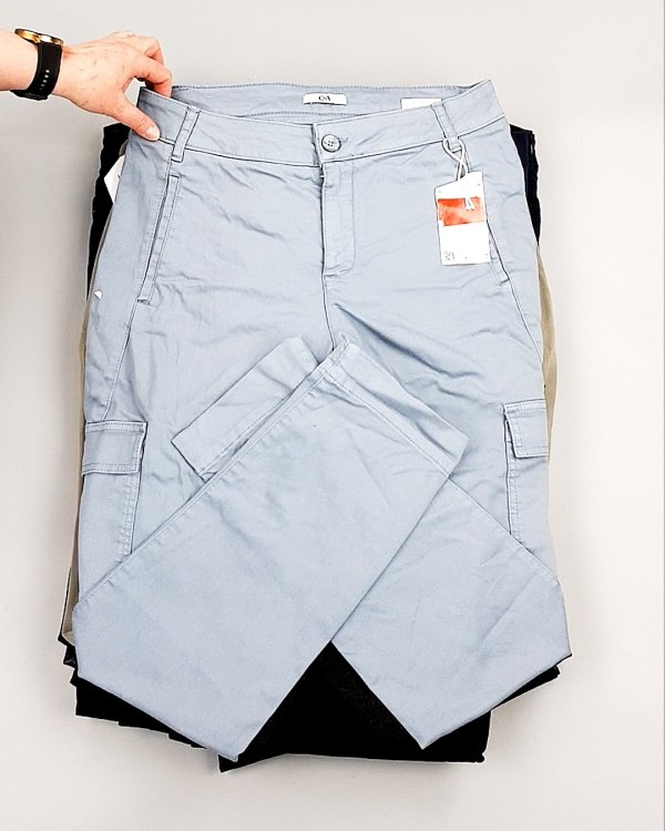 Фотография  349 - Брюки женские лето C&A 025#10 кг, ЛОТ №7895 оптом в Оренбурге и Оренбургской области