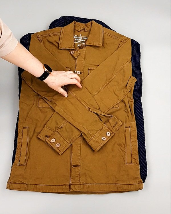 Фотография  551 - Ветровки м/ж C&A 025#10 кг, ЛОТ №7863 оптом в Оренбурге и Оренбургской области