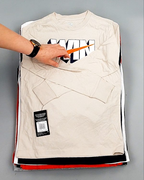 Фотография  381 - Тонковки детские NIKE CAN 084#5 кг, ЛОТ №7968 оптом в Оренбурге и Оренбургской области