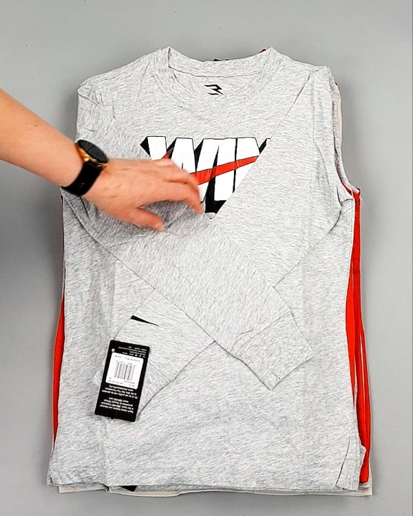 Фотография  781 - Тонковки детские NIKE CAN 084#5 кг, ЛОТ №7971 оптом в Оренбурге и Оренбургской области