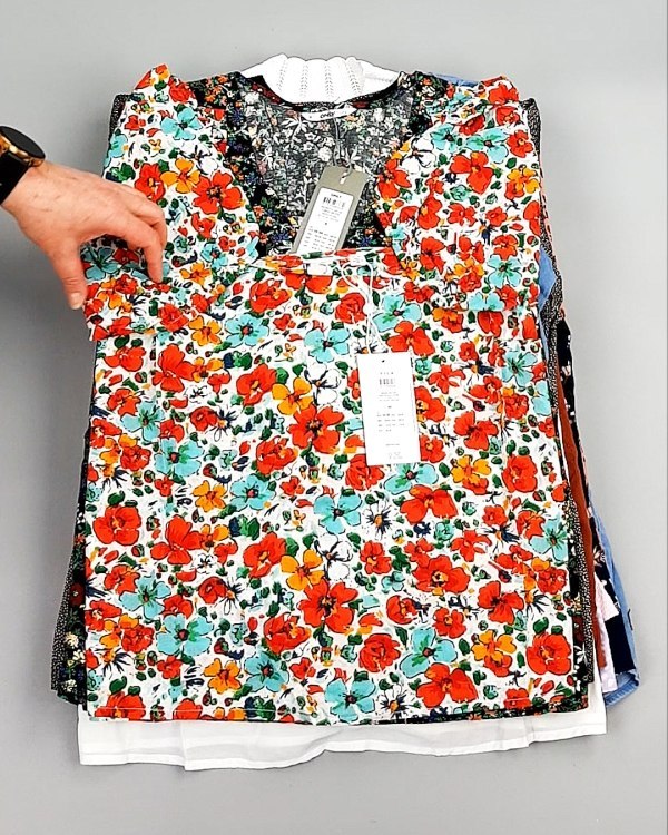 Фотография  520 - Блузки Bestseller 44#5 кг, ЛОТ №8026 оптом в Оренбурге и Оренбургской области