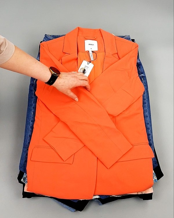 Фотография  720 - ДАНИЯ Summer mix 24#15 кг, ЛОТ №8044 оптом в Оренбурге и Оренбургской области