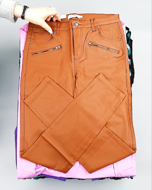 Фотография  166 - B.YOUNG Summer mix 035#15 кг, ЛОТ №8201 оптом в Оренбурге и Оренбургской области