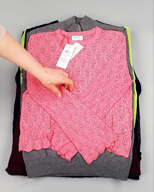 Фотография  883 - Джемпера легкие Bestseller+DK 035#7 кг, ЛОТ №8254 оптом в Оренбурге и Оренбургской области