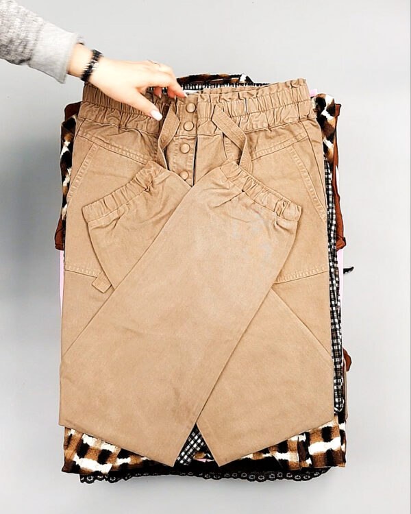 Фотография  691 - B.YOUNG Summer mix 035#15 кг, ЛОТ №8203 оптом в Оренбурге и Оренбургской области