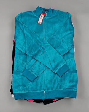 Купить Спортивные костюмы  AD83#4 шт, ЛОТ №8637 оптом в Оренбурге и Оренбургской области