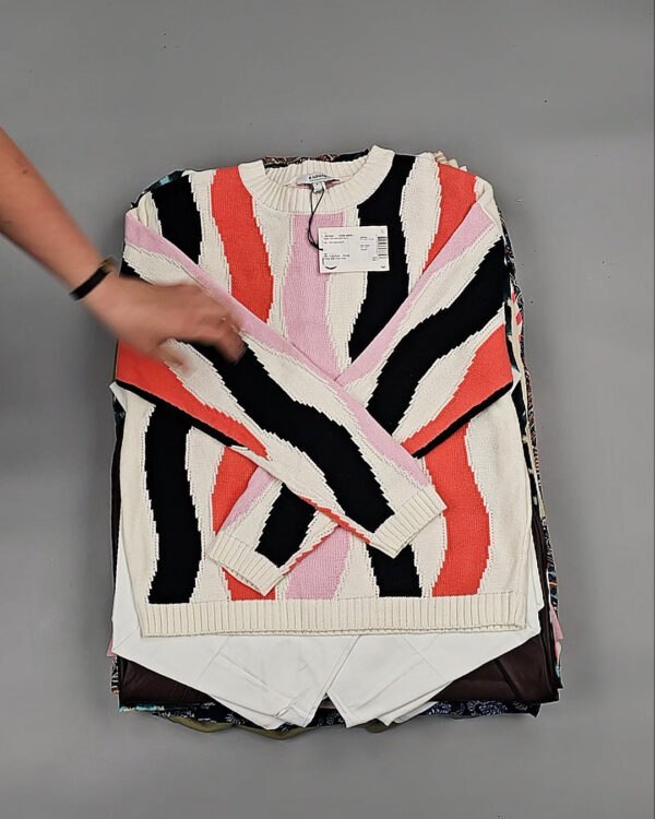 Фотография  632 - B.YOUNG Summer mix 045#15 кг, ЛОТ №8570 оптом в Оренбурге и Оренбургской области