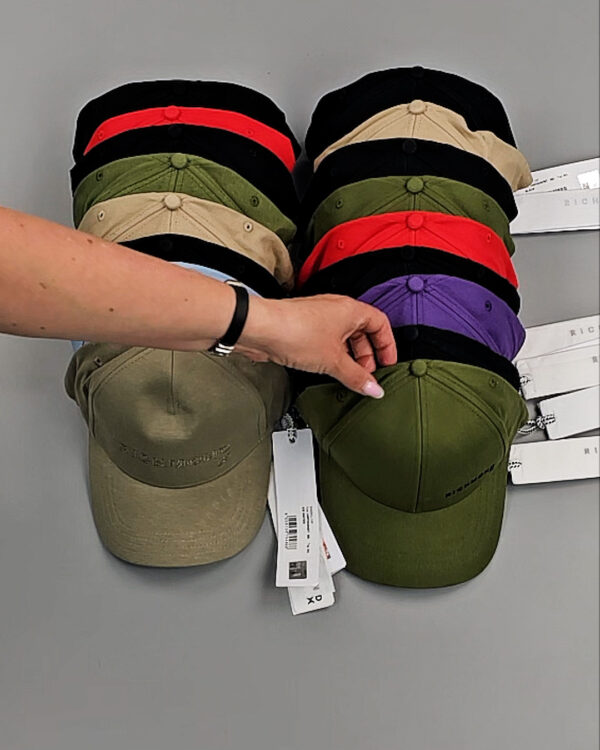 Фотография  370 - Кепки мужские C-3328 (MEN CAPS J-R/S) #20 шт, ЛОТ №8845 оптом в Оренбурге и Оренбургской области