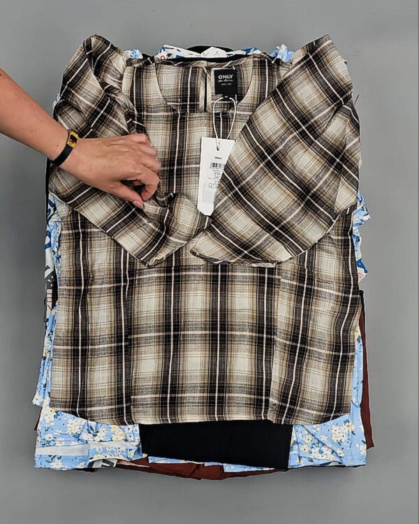 Фотография  737 - GEORGE+ARCADIA mix S AD16#10 кг, ЛОТ №8884 оптом в Оренбурге и Оренбургской области