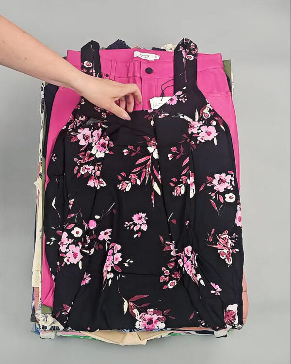 Фотография  139 - B.YOUNG Summer mix 045#17 кг оптом в Оренбурге и Оренбургской области