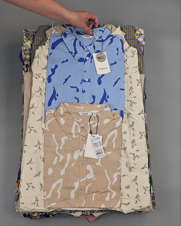 Фотография  955 - B.YOUNG Summer mix 045#17 кг, ЛОТ №8918 оптом в Оренбурге и Оренбургской области