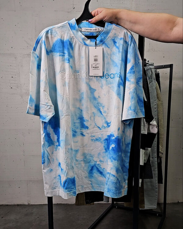 Фотография  650 - LACOSTE, CALVIN KLEIN, TOMMY HILFIGER, GUESS + 075#20 шт, ЛОТ №9072 оптом в Оренбурге и Оренбургской области