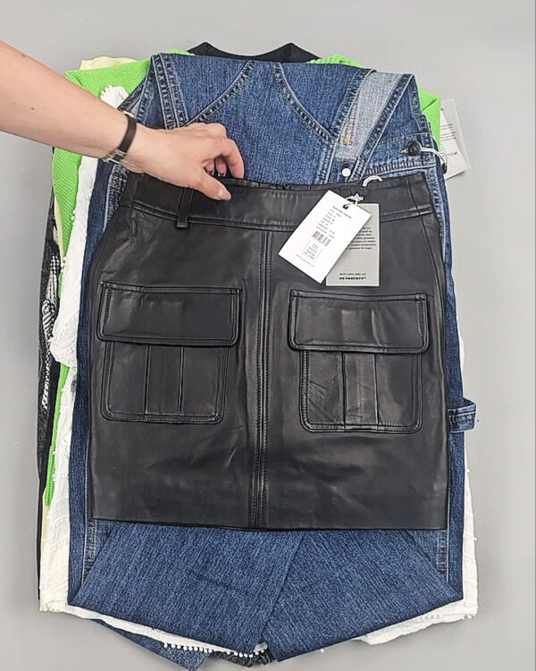 Фотография  372 - CO COUTURE mix 075#25 шт, ЛОТ №9010 оптом в Оренбурге и Оренбургской области