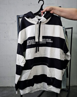 Фотография  820 - LACOSTE, CALVIN KLEIN, TOMMY HILFIGER, GUESS + 075#20 шт, ЛОТ №9072 оптом в Оренбурге и Оренбургской области