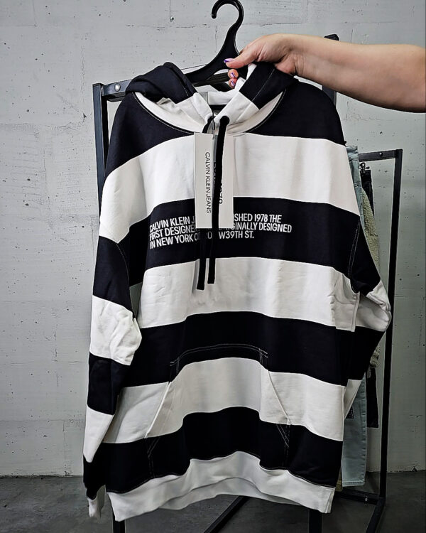 Фотография  694 - LACOSTE, CALVIN KLEIN, TOMMY HILFIGER, GUESS + 075#20 шт, ЛОТ №9072 оптом в Оренбурге и Оренбургской области