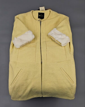 Купить Верхняя одежда Корея 085#15 кг, ЛОТ № СТ-9249 оптом в Оренбурге и Оренбургской области