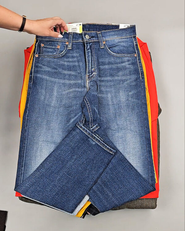 Фотография  659 - Levis mix SW 03#10 кг, ЛОТ СТ-9167 оптом в Оренбурге и Оренбургской области
