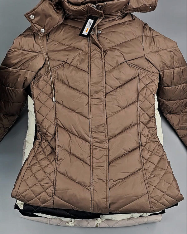 Фотография  358 - Верхняя одежда женская CAN 104#15 кг, ЛОТ СТ-9350 оптом в Оренбурге и Оренбургской области