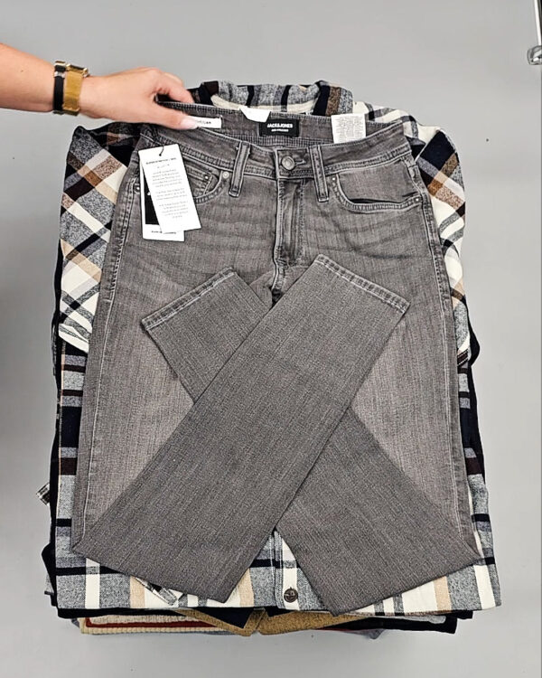 Фотография  109 - JACK JONES Men Winter mix 075#20 кг, ЛОТ № СТ-9265 оптом в Оренбурге и Оренбургской области