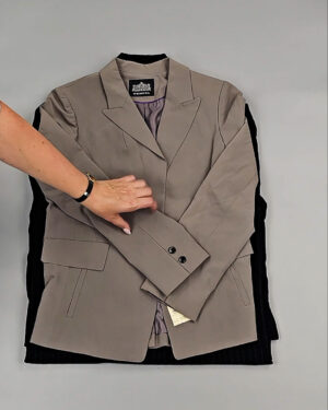 Фотография  238 - Жакеты Корея 085#10 кг, ЛОТ № СТ-9240 оптом в Оренбурге и Оренбургской области