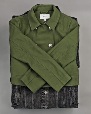 Купить Ветровки Bestseller+DK 035#10 кг, ЛОТ СТ-9399 оптом в Оренбурге и Оренбургской области