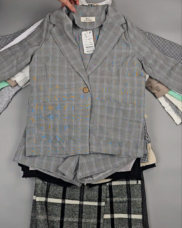 Фотография  132 - Комплекты жен Корея 085#5 кг, ЛОТ СТ-9572 оптом в Оренбурге и Оренбургской области