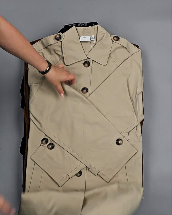 Фотография  910 - Ветровки Bestseller+DK 035#10 кг, ЛОТ СТ-9399 оптом в Оренбурге и Оренбургской области