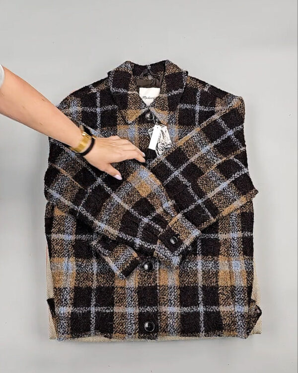 Фотография  798 - Ветровки женские CAN 104#12,7 кг, ЛОТ СТ-9405 оптом в Оренбурге и Оренбургской области