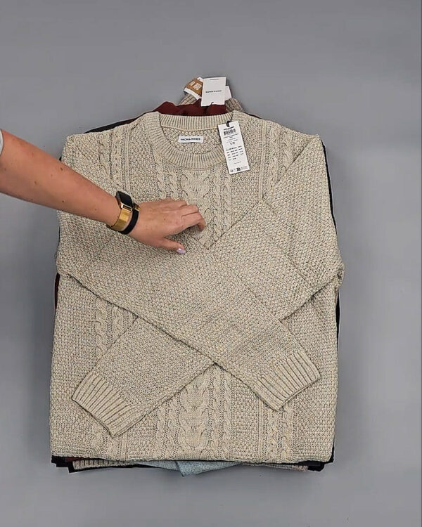 Фотография  832 - JACK JONES Men Winter mix 075#20 кг, ЛОТ № СТ-9442 оптом в Оренбурге и Оренбургской области