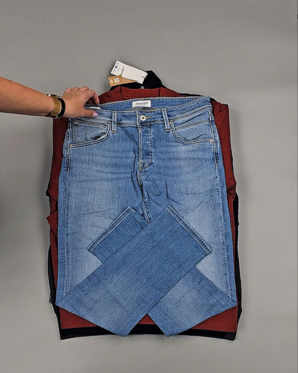 Фотография  217 - JACK JONES Men Winter mix 075#20 кг, ЛОТ № СТ-9444 оптом в Оренбурге и Оренбургской области