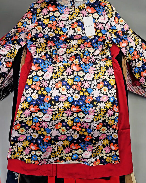 Фотография  263 - VILA Winter MIX 064#15 кг, ЛОТ СТ-9815 оптом в Оренбурге и Оренбургской области