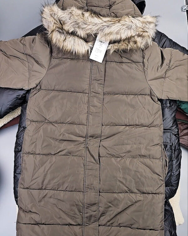 Фотография  250 - Куртки BESTSELLER зима 045#10 кг, ЛОТ СТ-9827 оптом в Оренбурге и Оренбургской области