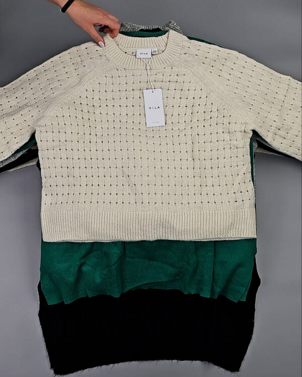 Фотография  700 - Джемпера VILA W 104#7 кг, ЛОТ СТ-9995 оптом в Оренбурге и Оренбургской области