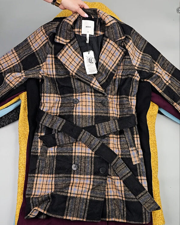 Фотография  443 - Пальто Bestseller 104#10,65 кг, ЛОТ СТ-9841 оптом в Оренбурге и Оренбургской области