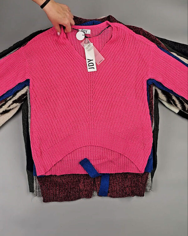 Фотография  246 - Джемпера Bestseller+DK 035#7 кг, ЛОТ СТ-9913 оптом в Оренбурге и Оренбургской области