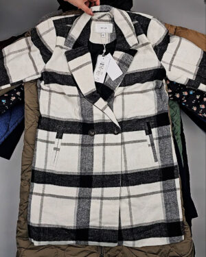 Купить Верхняя одежда VILA#10,4 кг, ЛОТ СТ-9712 оптом в Оренбурге и Оренбургской области