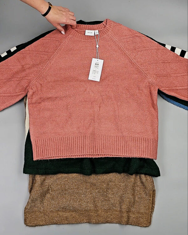 Фотография  623 - Джемпера VILA W 104#7 кг, ЛОТ СТ-9994 оптом в Оренбурге и Оренбургской области