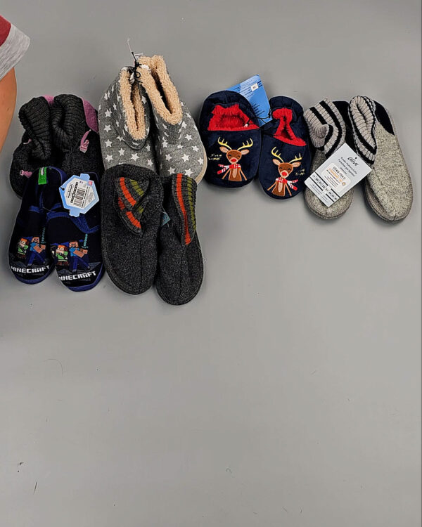 Фотография  163 - Обувь домашняя дети СТОК 065#3,2 кг, ЛОТ СТ-9727 оптом в Оренбурге и Оренбургской области