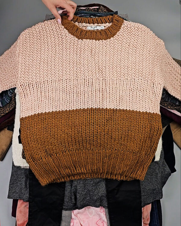 Фотография  274 - Женский микс зима (Winter mix)#20 кг, ЛОТ СХ-0208 оптом в Оренбурге и Оренбургской области